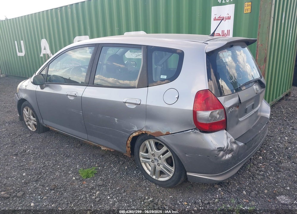 2008 HONDA FIT VIN: JHMGD37618S044831