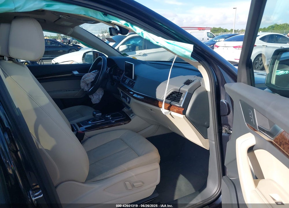 2018 AUDI Q5 VIN: WA1BNAFY2J2019565