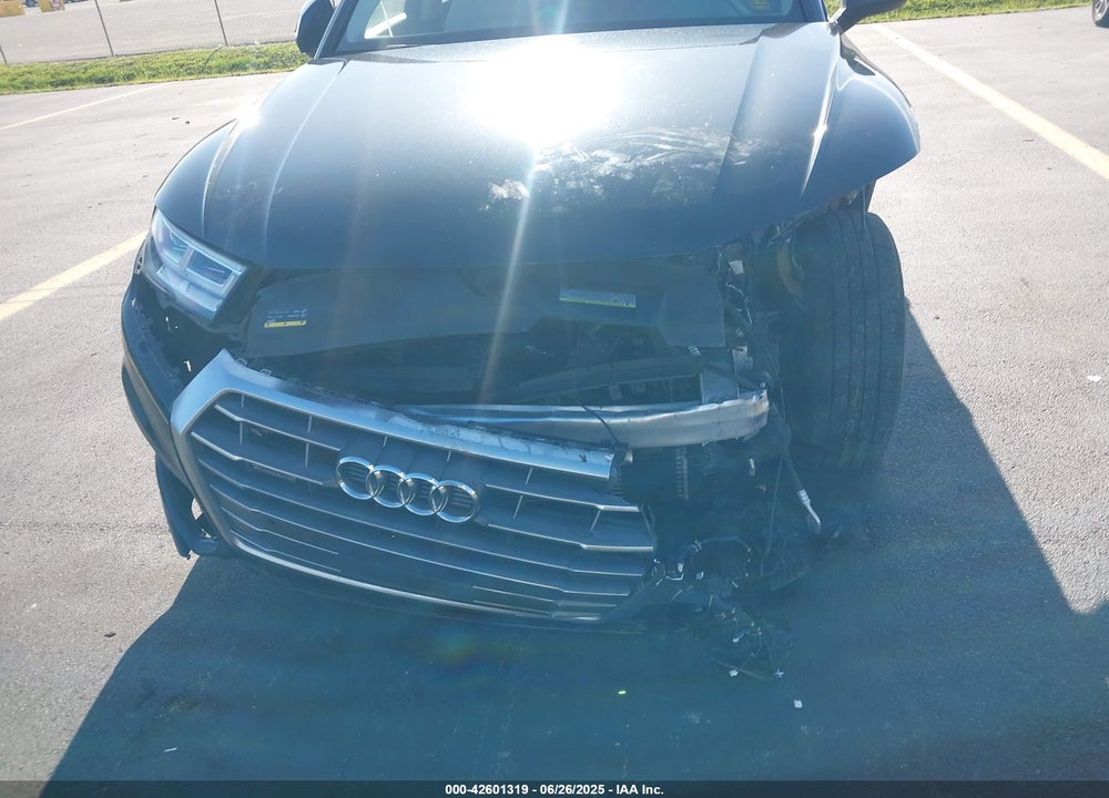 2018 AUDI Q5 VIN: WA1BNAFY2J2019565