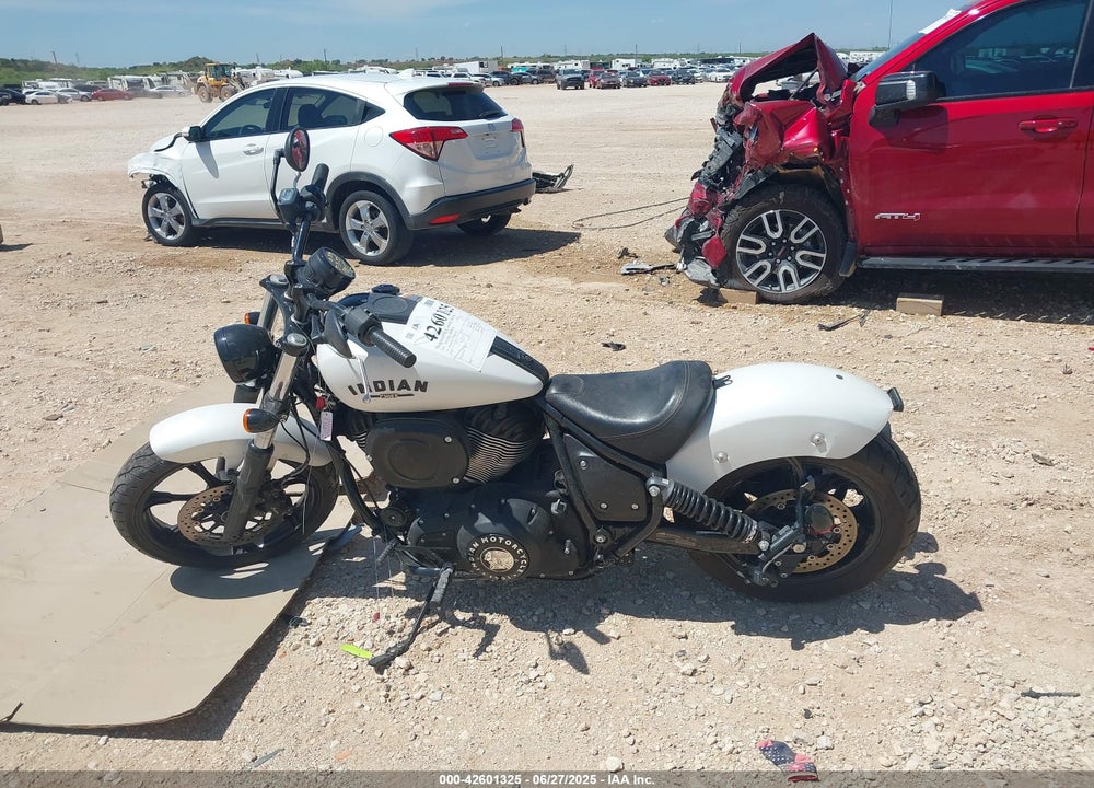 2022 INDIAN MOTORCYCLE CO. CHIEF ABS VIN: 56KDMBAG0N3000593