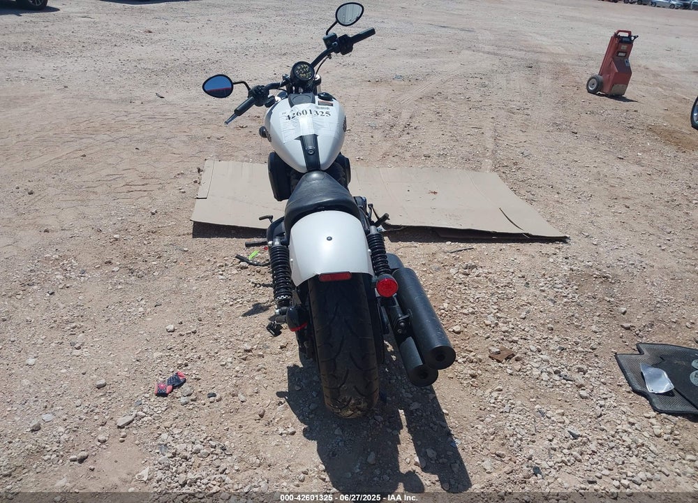 2022 INDIAN MOTORCYCLE CO. CHIEF ABS VIN: 56KDMBAG0N3000593