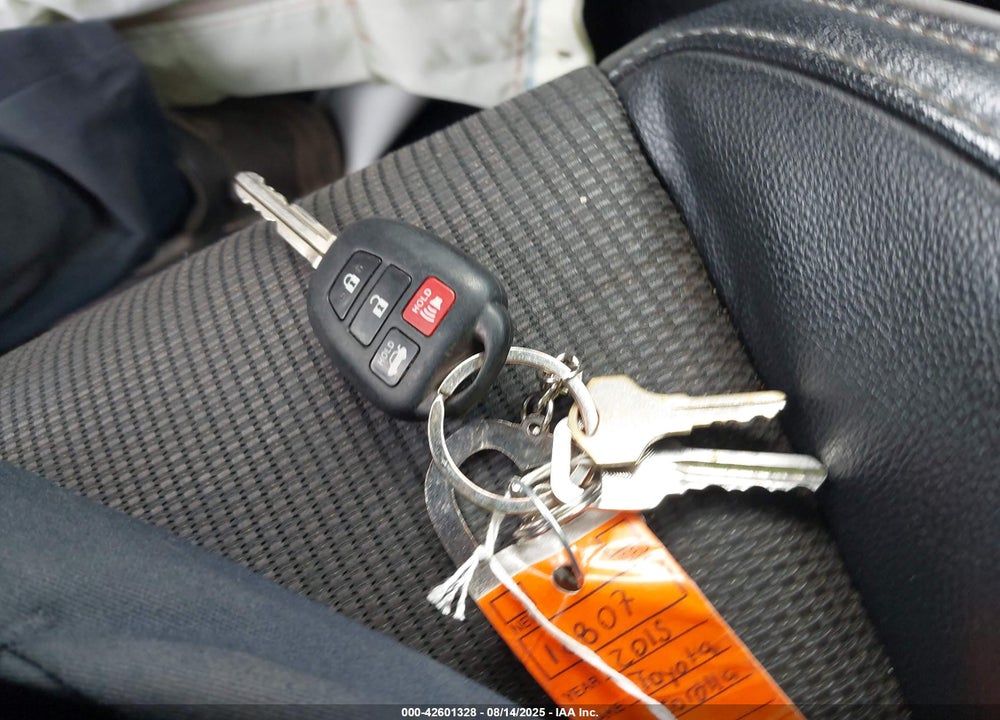 2015 TOYOTA COROLLA S PLUS VIN: 5YFBURHEXFP343656