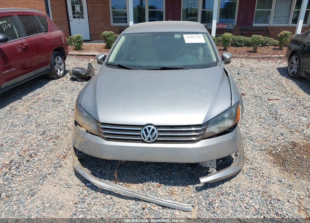 2012 VOLKSWAGEN PASSAT VIN: 1VWBH7A33CC067873
