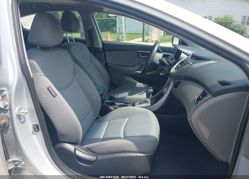2012 HYUNDAI ELANTRA VIN: KMHDH4AEXCU234117