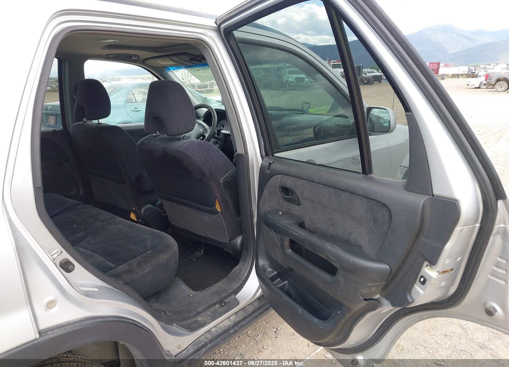 2005 HONDA CR-V EX VIN: SHSRD78845U310927