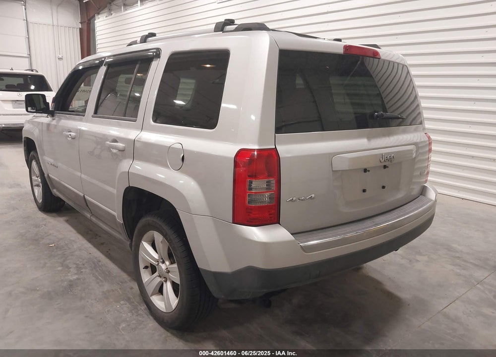 2011 JEEP PATRIOT VIN: 1J4NF4GB5BD129795