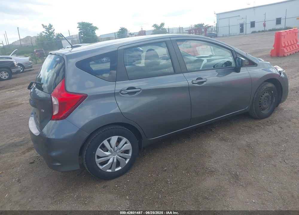 2018 NISSAN VERSA NOTE VIN: 3N1CE2CP0JL359181