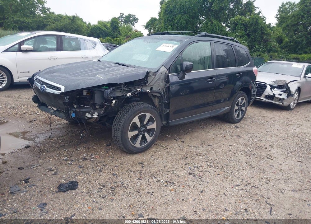 2018 SUBARU FORESTER VIN: JF2SJAJC4JH417551