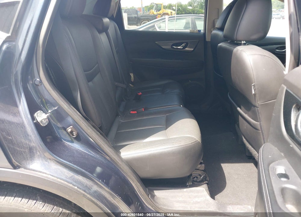 2015 NISSAN ROGUE VIN: 5N1AT2MVXFC766575