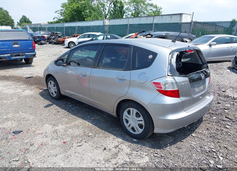 2010 HONDA FIT VIN: JHMGE8H21AS011436