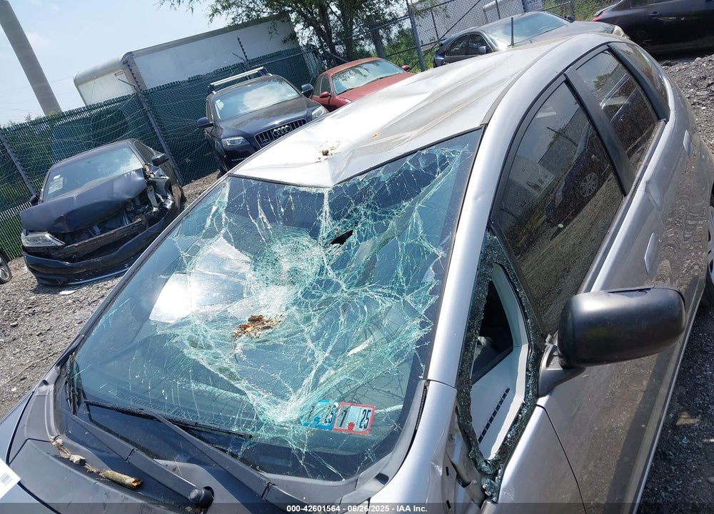 2010 HONDA FIT VIN: JHMGE8H21AS011436