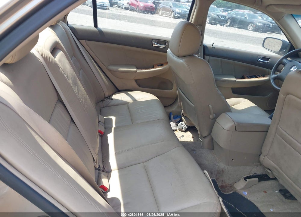 2003 HONDA ACCORD 2.4 EX VIN: JHMCM56653C073585