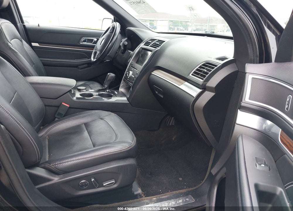 2017 FORD EXPLORER VIN: 1FM5K8F81HGD27016