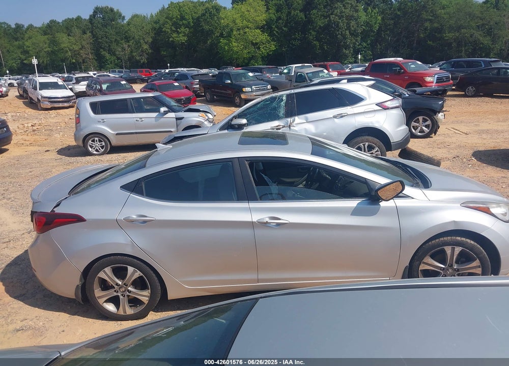 2015 HYUNDAI ELANTRA VIN: KMHDH4AH1FU229550