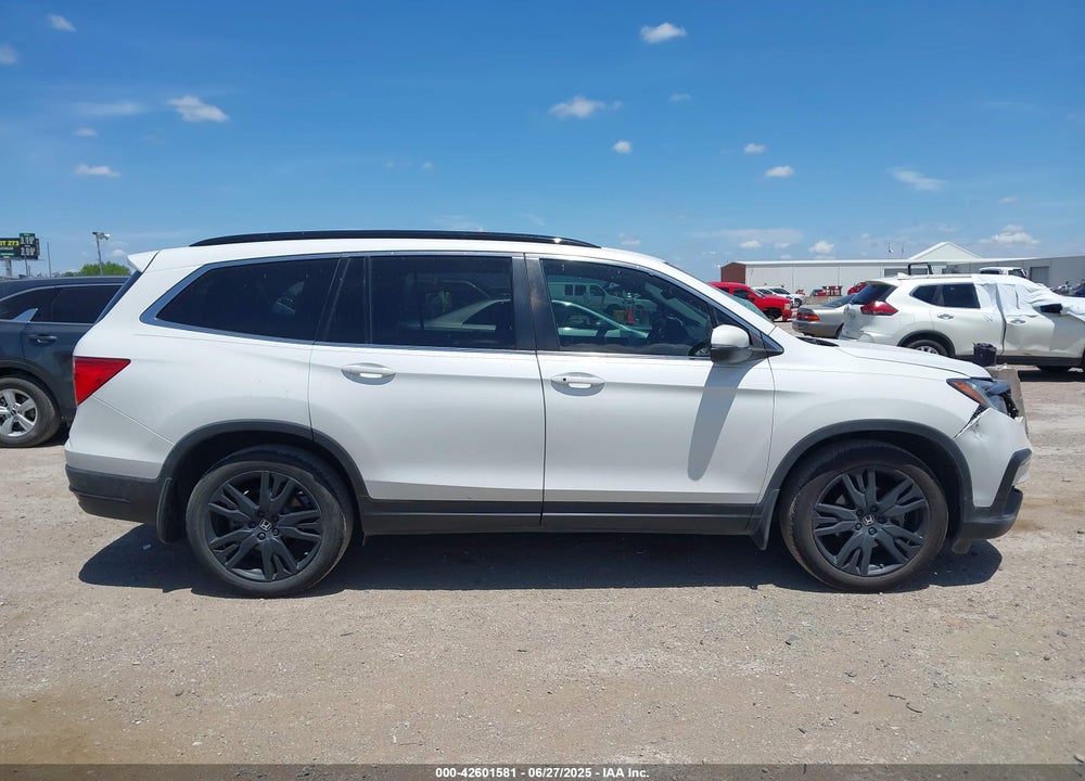 2021 HONDA PILOT VIN: 5FNYF5H28MB014353
