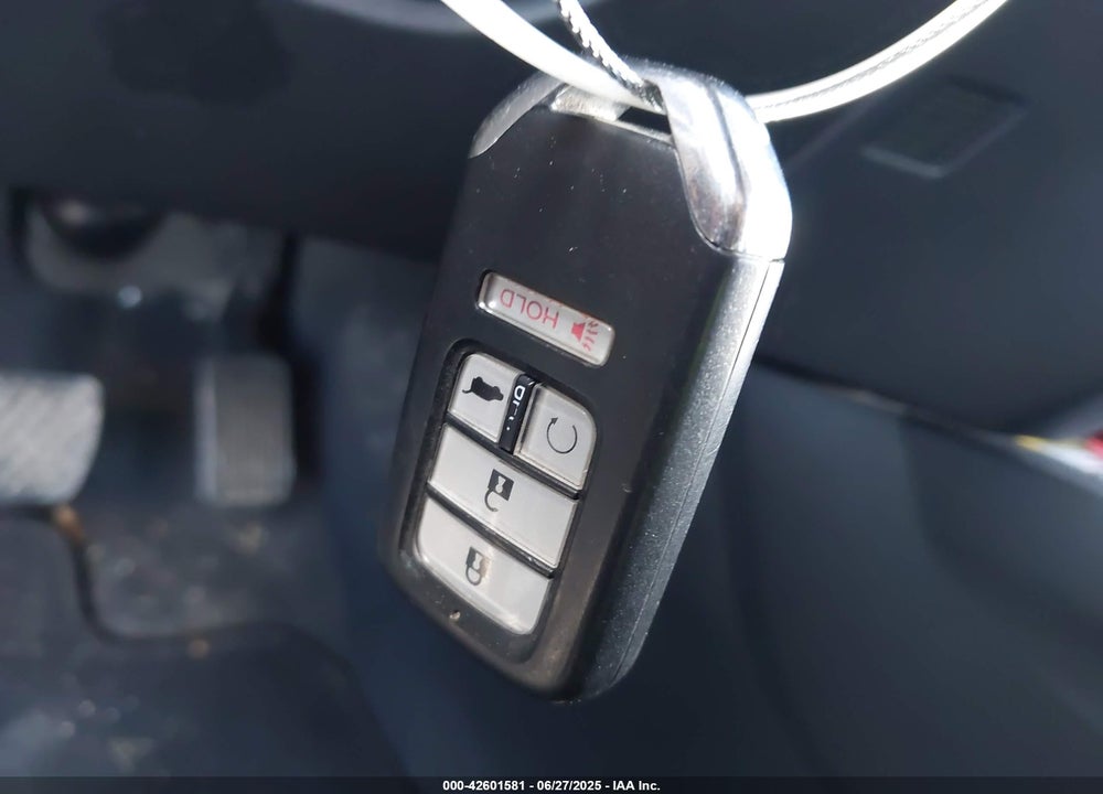 2021 HONDA PILOT VIN: 5FNYF5H28MB014353