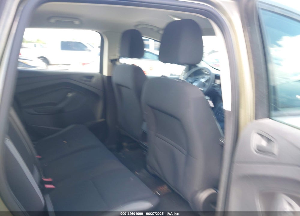2013 FORD ESCAPE VIN: 1FMCU0F74DUB82088