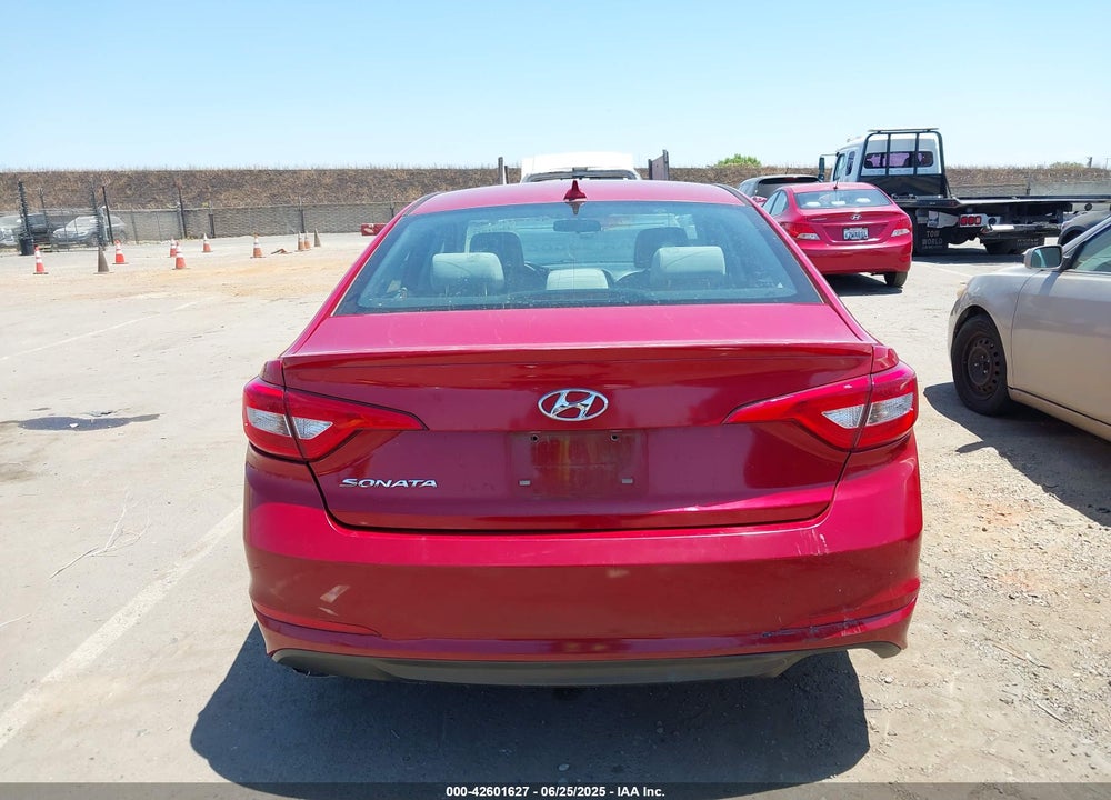 2017 HYUNDAI SONATA VIN: 5NPE24AF1HH579265