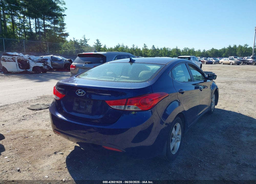 2012 HYUNDAI ELANTRA VIN: 5NPDH4AE1CH130730