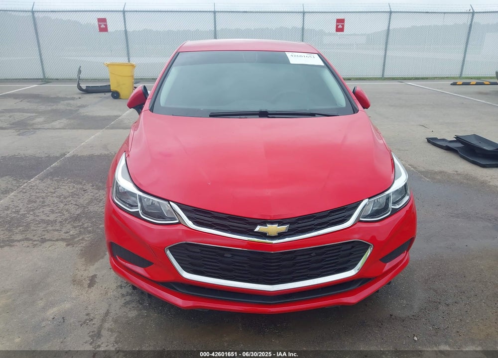 2018 CHEVROLET CRUZE VIN: 1G1BC5SM9J7143883