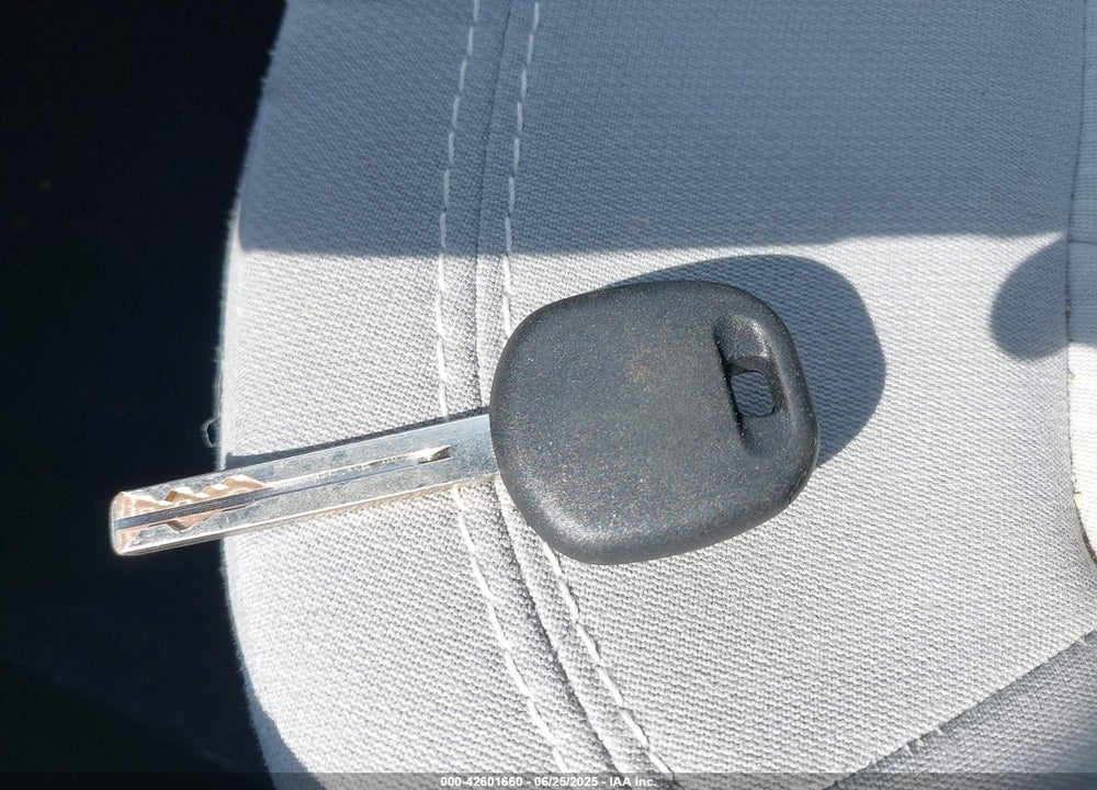 2011 KIA OPTIMA VIN: KNAGM4A77B5175273