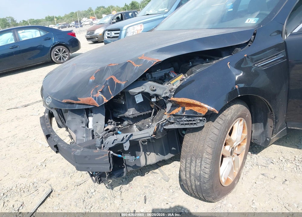 2011 KIA OPTIMA VIN: KNAGM4A77B5175273