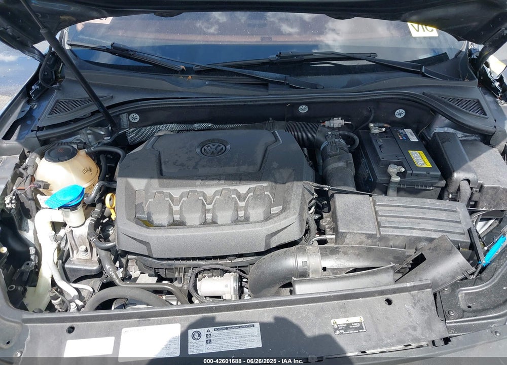 2018 VOLKSWAGEN PASSAT VIN: 1VWBA7A38JC020260