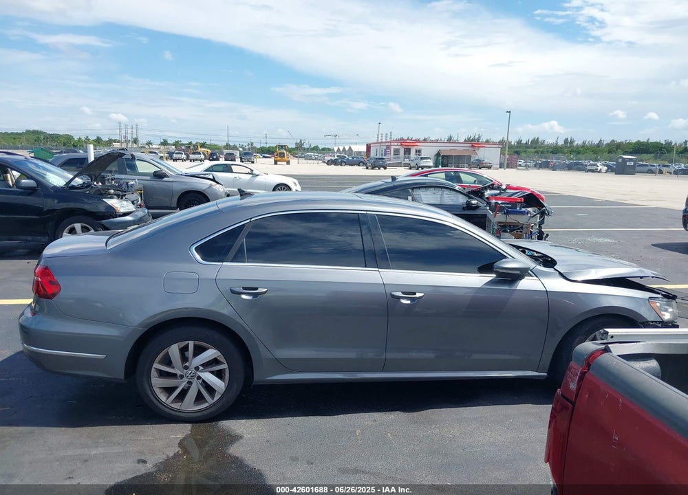 2018 VOLKSWAGEN PASSAT VIN: 1VWBA7A38JC020260