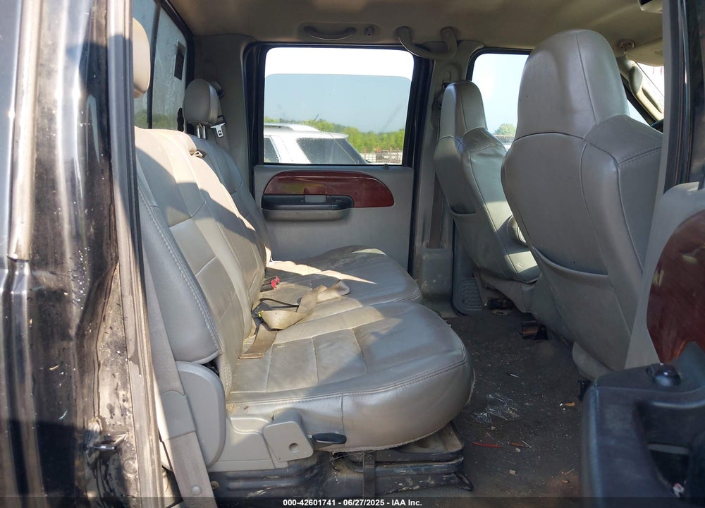 2006 FORD F-250 VIN: 1FTSW21P06EA49113