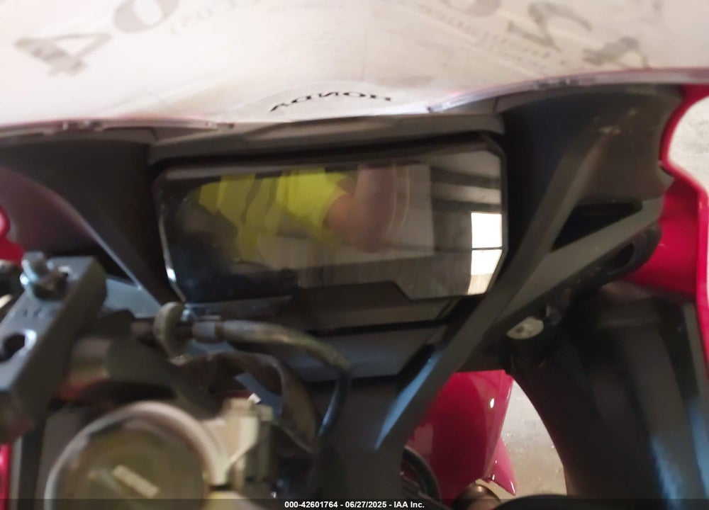 2020 HONDA CBR650 RA VIN: MLHRH0150L5100419