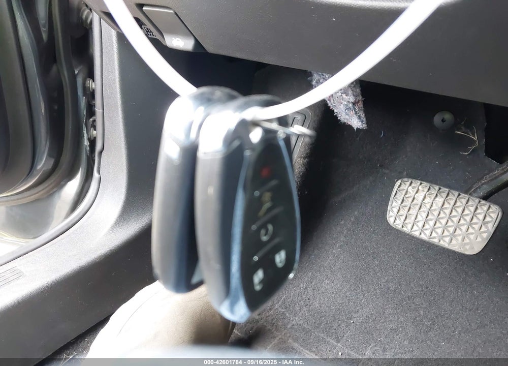 2020 CHEVROLET EQUINOX VIN: 3GNAXUEV9LL104545