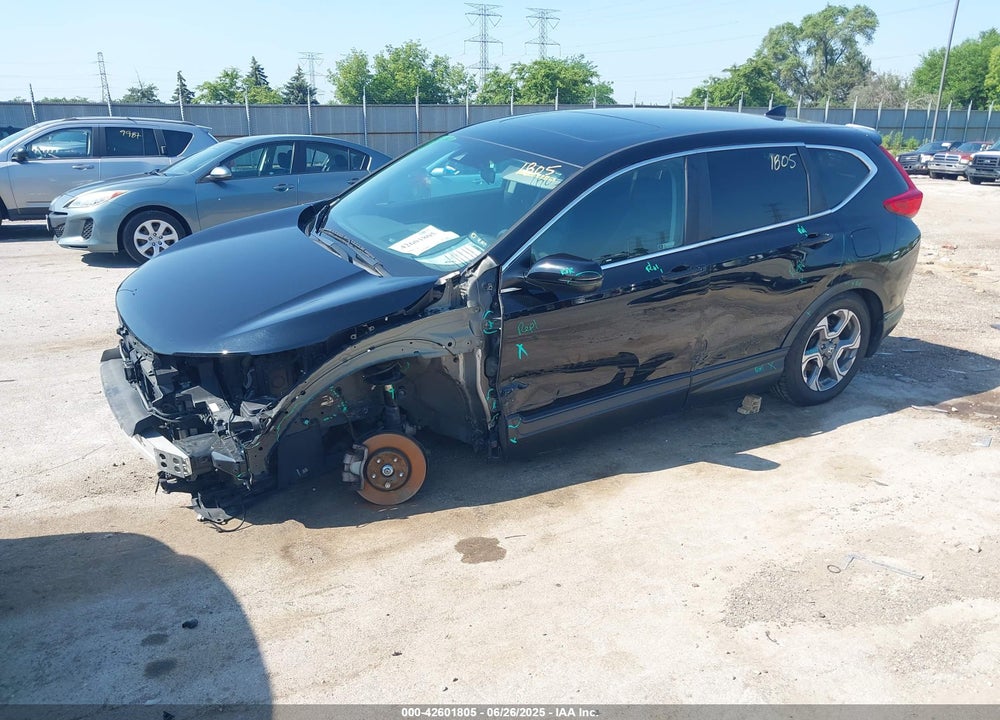 2018 HONDA CR-V VIN: 7FARW2H5XJE104570