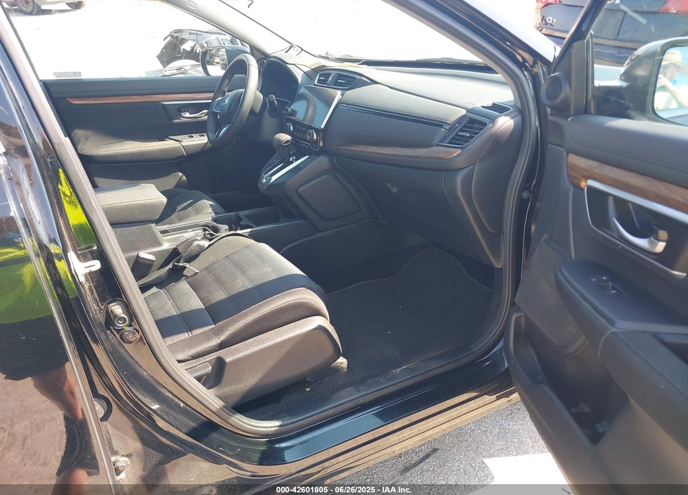 2018 HONDA CR-V VIN: 7FARW2H5XJE104570