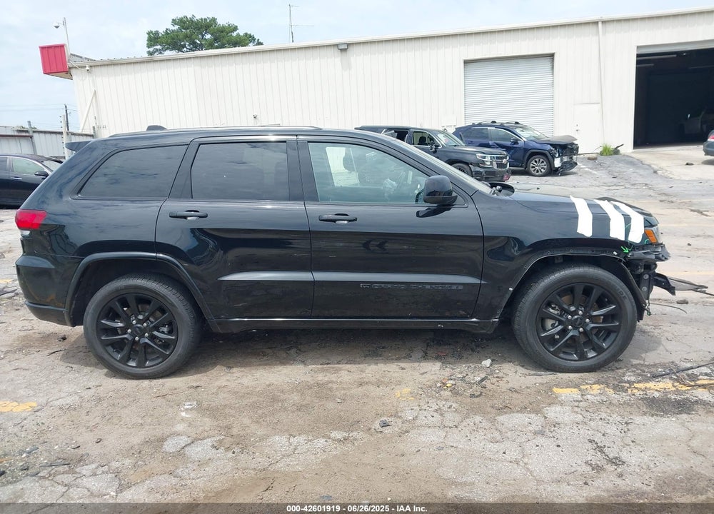 2022 JEEP GRAND CHEROKEE WK VIN: 1C4RJEAG2NC126945
