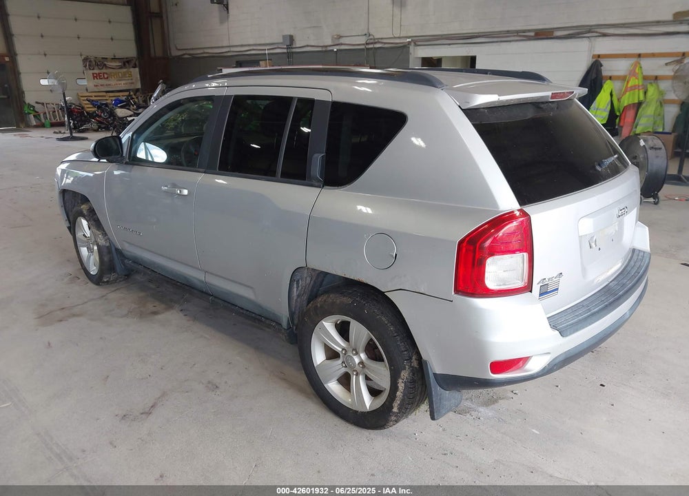 2011 JEEP COMPASS VIN: 1J4NF1FB5BD146211