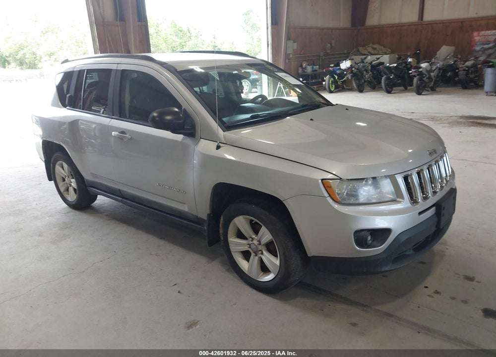 2011 JEEP COMPASS VIN: 1J4NF1FB5BD146211