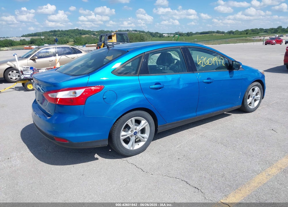 2014 FORD FOCUS SE VIN: 1FADP3F26EL196920