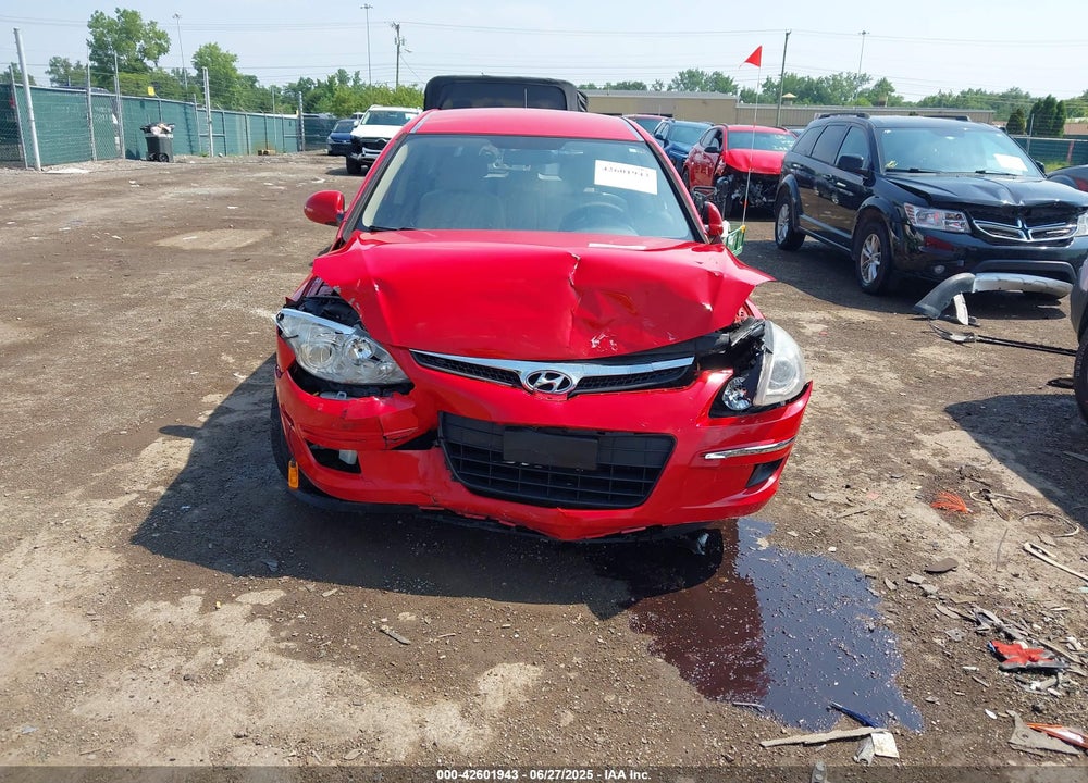 2011 HYUNDAI ELANTRA TOURING VIN: KMHDB8AE5BU088426