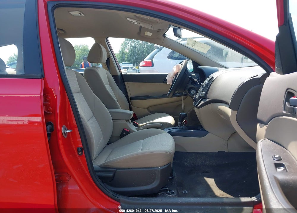 2011 HYUNDAI ELANTRA TOURING VIN: KMHDB8AE5BU088426