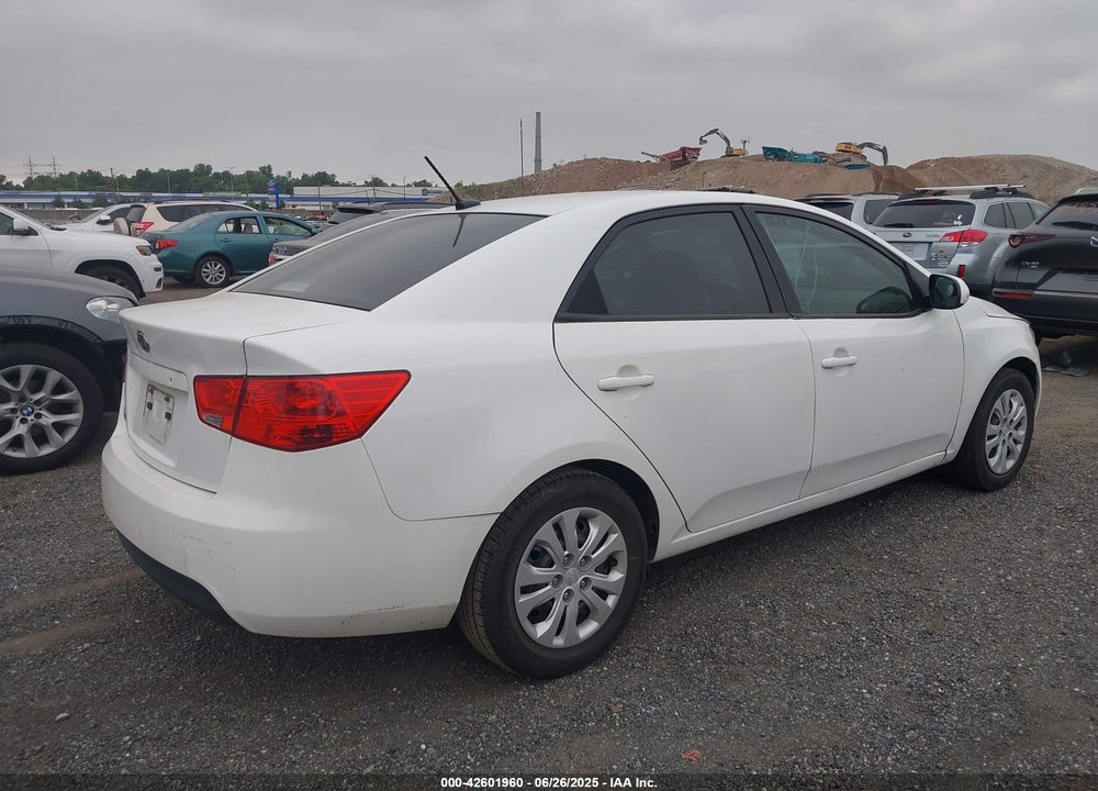 2012 KIA FORTE VIN: KNAFT4A27C5561258