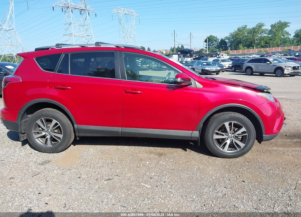2017 TOYOTA RAV4 VIN: JTMRFREV8HJ123081