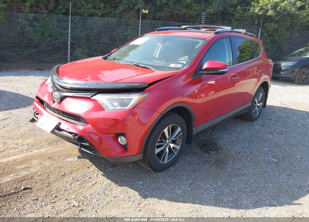 2017 TOYOTA RAV4 VIN: JTMRFREV8HJ123081