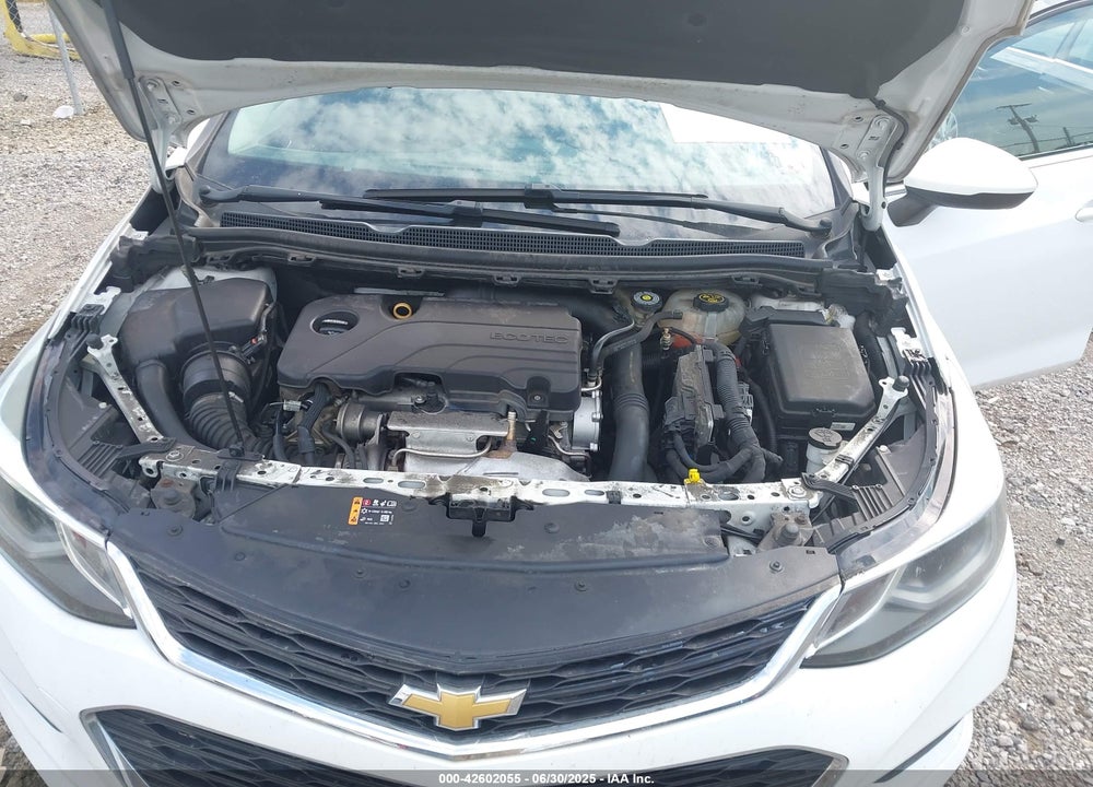 2018 CHEVROLET CRUZE VIN: 1G1BE5SM8J7228692