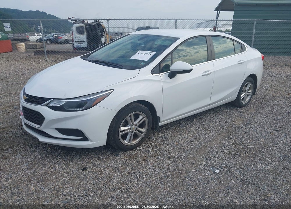 2018 CHEVROLET CRUZE VIN: 1G1BE5SM8J7228692