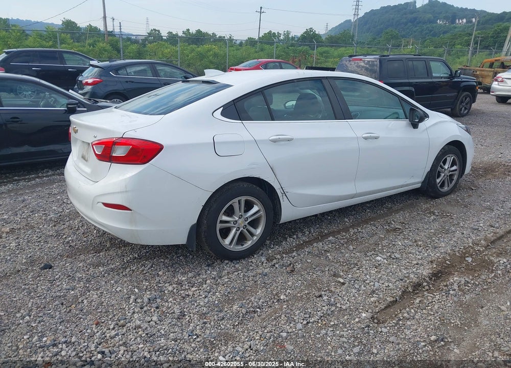 2018 CHEVROLET CRUZE VIN: 1G1BE5SM8J7228692