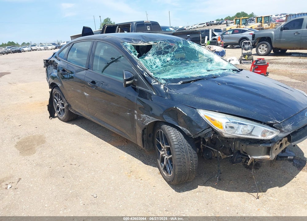 2015 FORD FOCUS VIN: 1FADP3F20FL300268