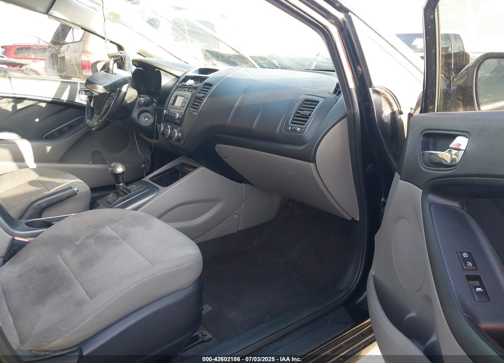 2015 KIA FORTE VIN: KNAFX5A88F5294943