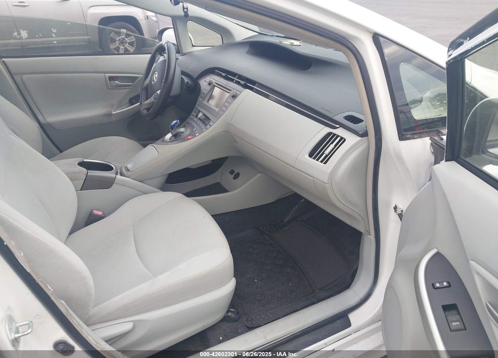 2015 TOYOTA PRIUS VIN: JTDKN3DU0F1978803