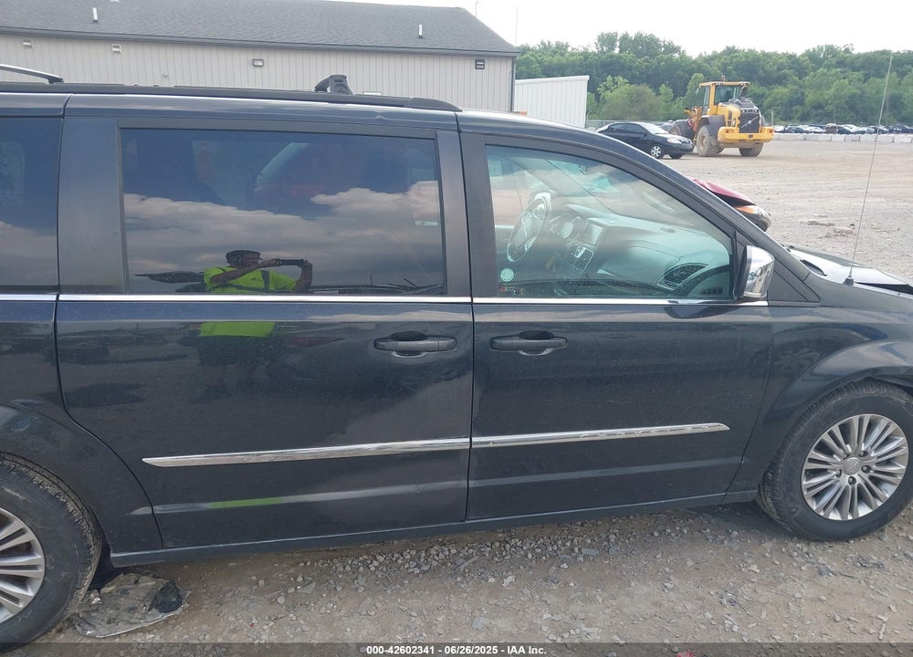 2015 CHRYSLER TOWN & COUNTRY TOURING-L VIN: 2C4RC1CG9FR601127