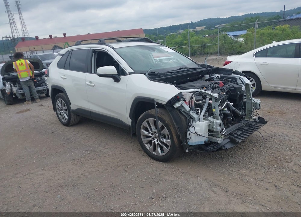 2022 TOYOTA RAV4 XLE PREMIUM VIN: 2T3A1RFV4NW287421